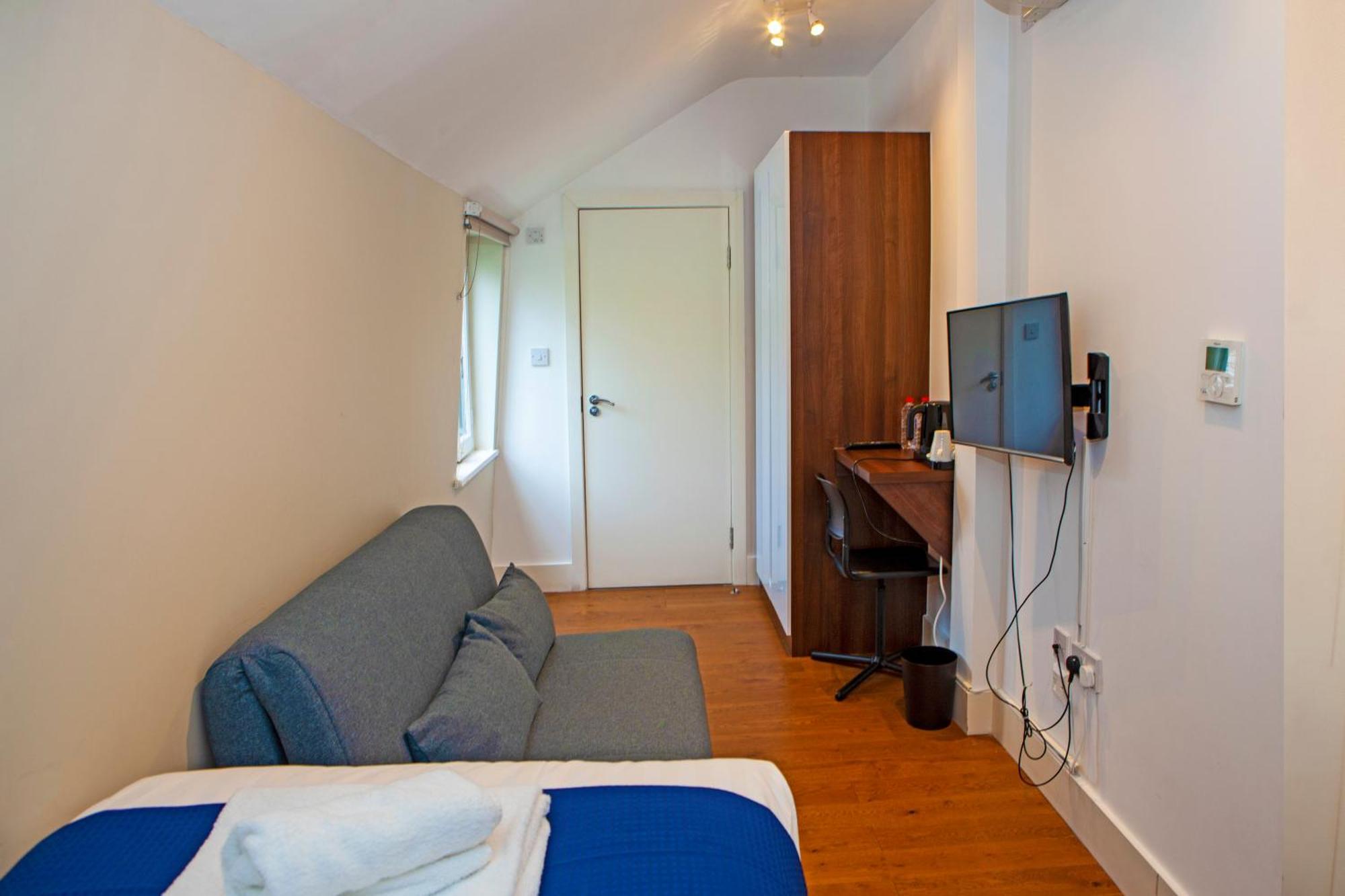 Putera Puteri Residence London Exterior photo